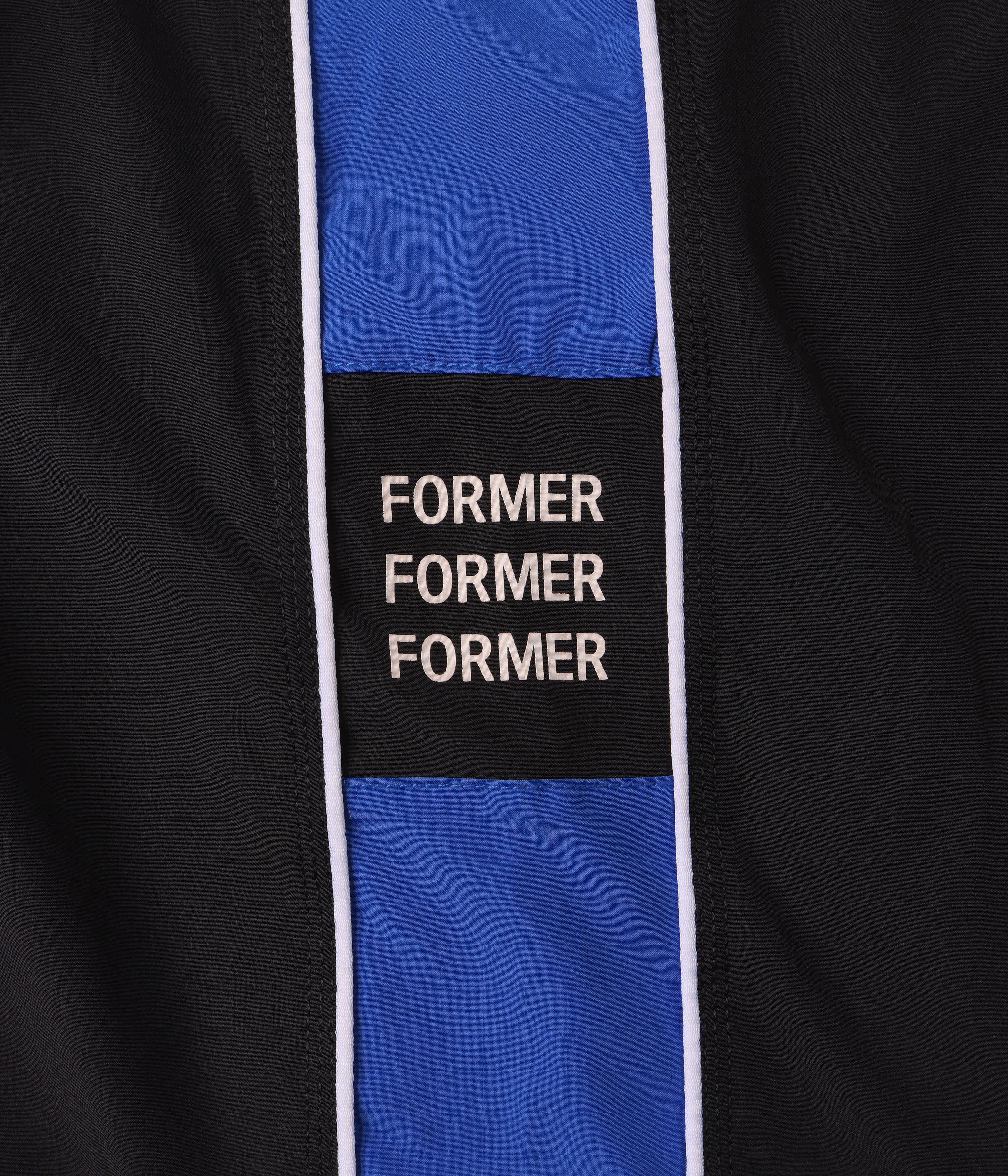 FORMER SYSTEM 20" TRUNK // ECLIPSE BLACK