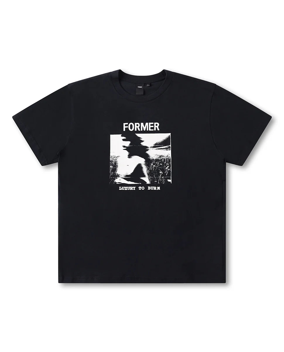 FORMER SHUNNING T-SHIRT // BLACK