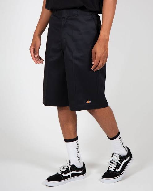 Dickies 42283 13” multi pocket short - BLACK