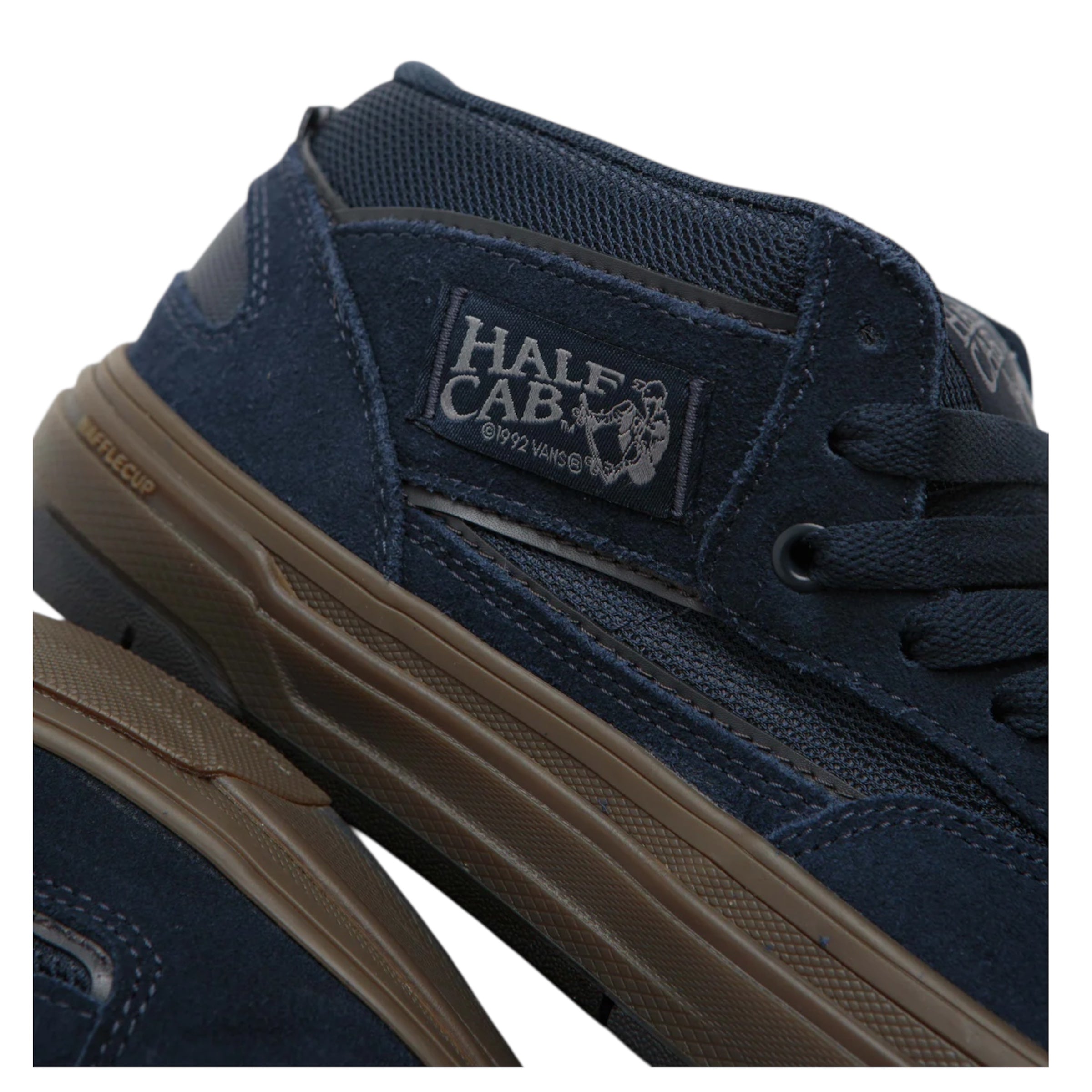 VANS - SKATE HALF CAB WAFFLECUP SHOES NAVY/GUM