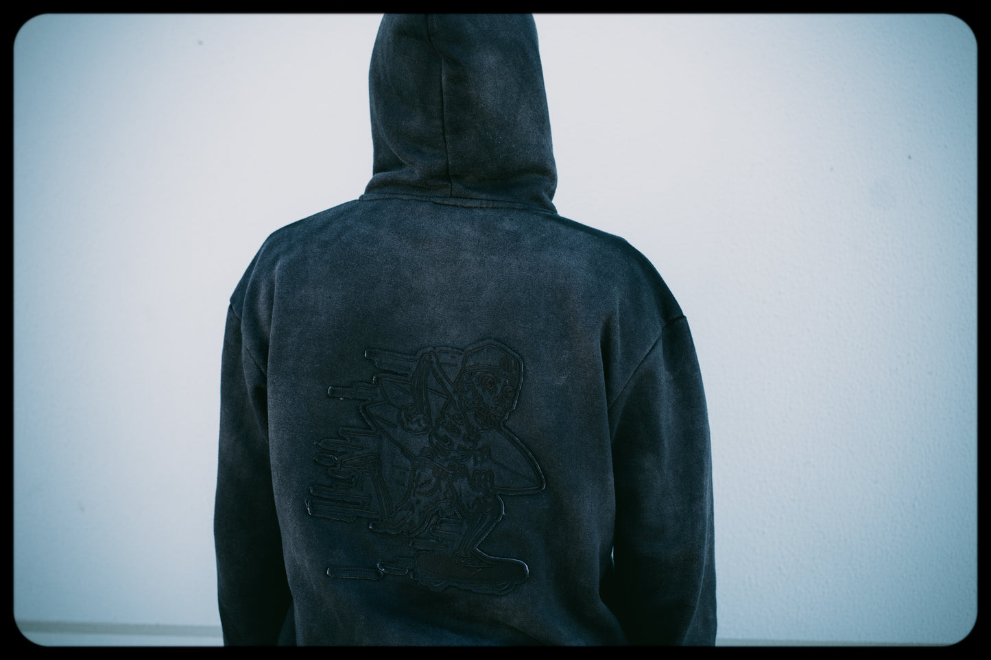 Soggy Bones Skeleton Garage Wash Zip Through Hood – Washed Black